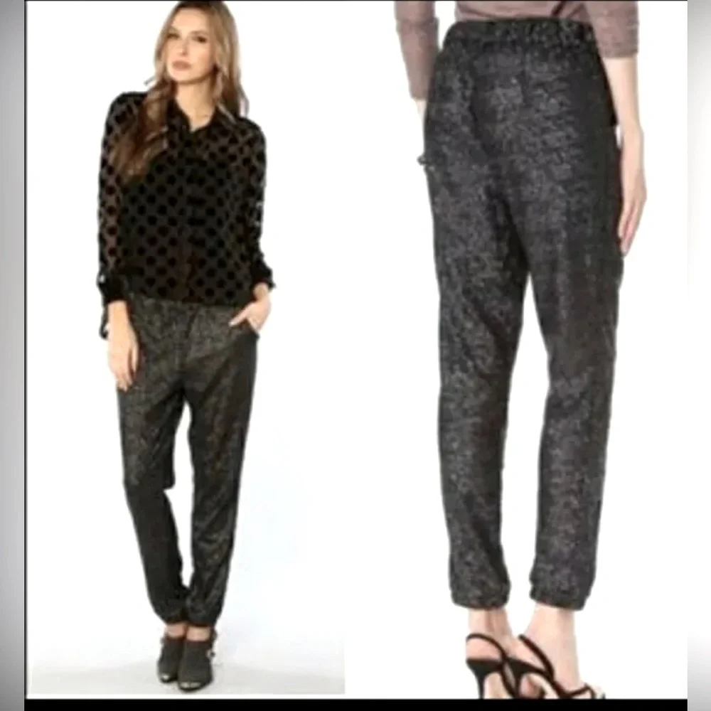 FREE PEOPLE Matte Sequin Joggers
Black Size S